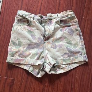 American apparently high waisted denim floral short
